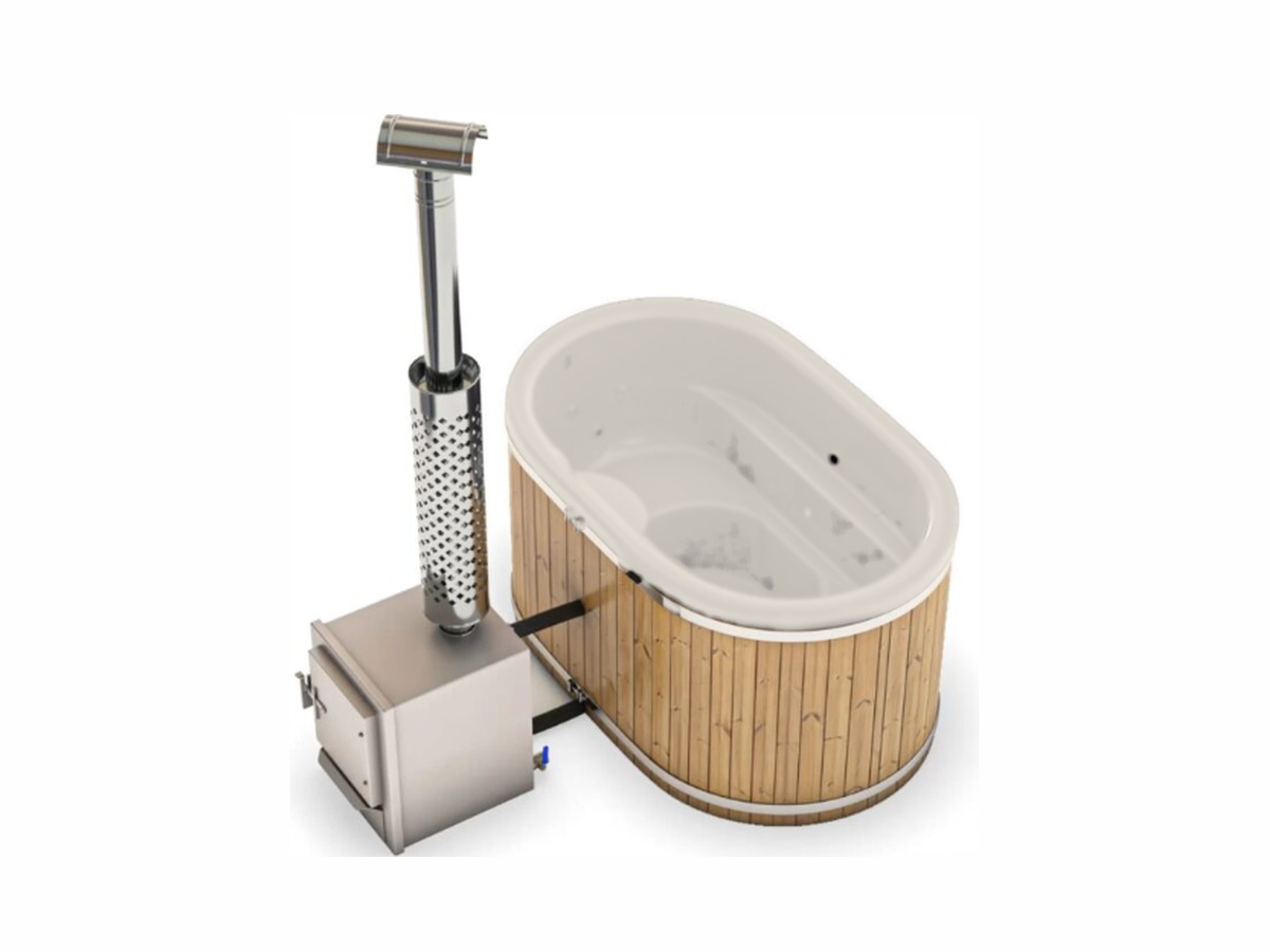 Ovale houtgestookte hottub met externe houtkachel